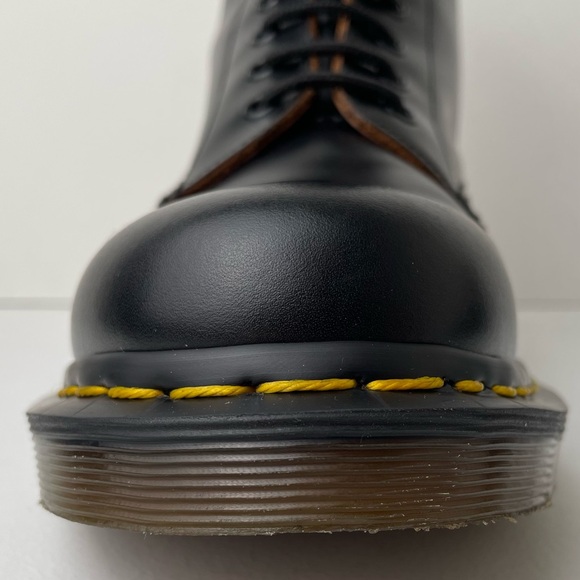 Dr. Martens MIE Black Quilon Leather 1460 England Boots UK 8 - Picture 9 of 16